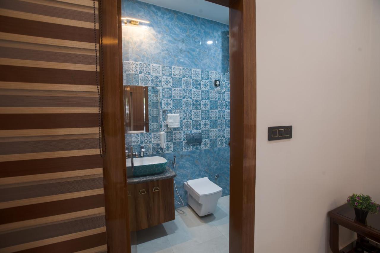 Madhav Residency Hotel Mathura Luaran gambar